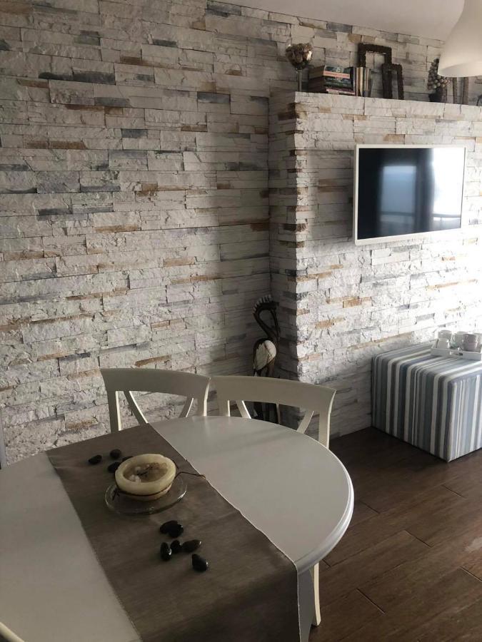 Apartment Nadejda ポモリエ エクステリア 写真