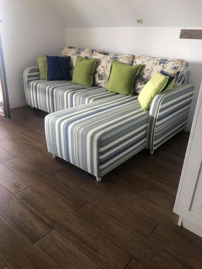 Apartment Nadejda ポモリエ エクステリア 写真