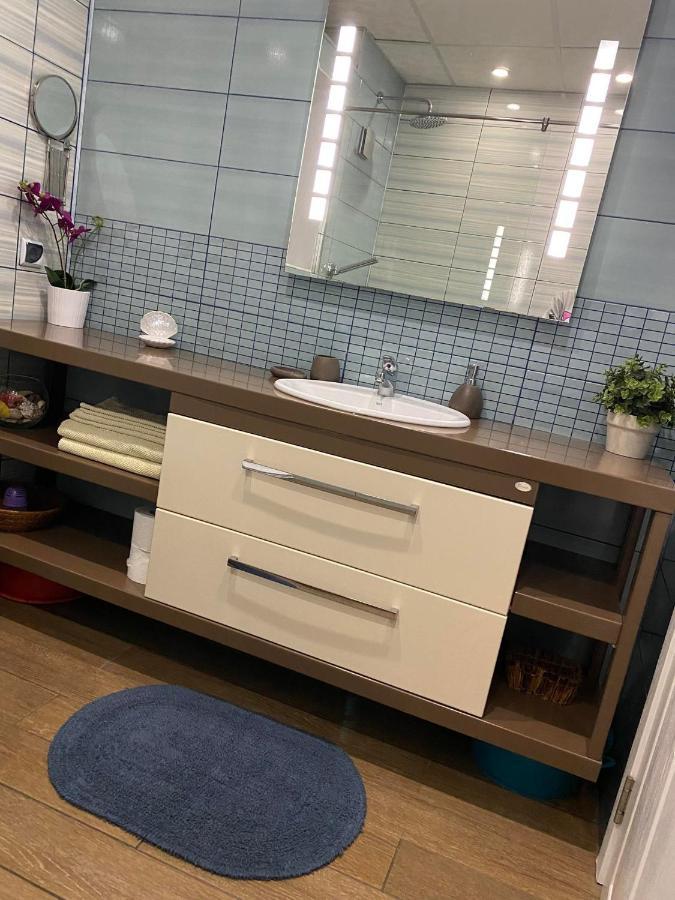 Apartment Nadejda ポモリエ エクステリア 写真